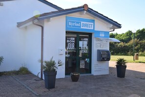 Exterior - Kyriad Direct (Cestas)