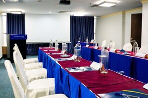 Meeting facility - Golden Tulip Dar City Center (Dar es Salaam)