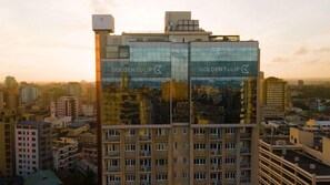 Exterior - Golden Tulip Dar City Center (Dar es Salaam)