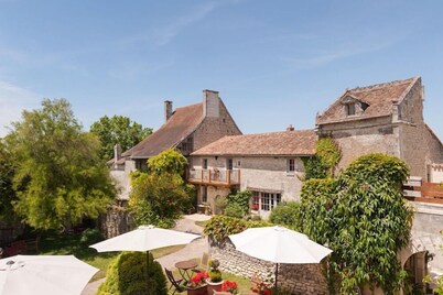 Hotel The Originals Pigeonnier Du Perron