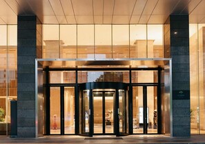 Exterior detail - Poly Yueya Hotel (Guangzhou)