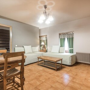 Interior - Serrano (Vielha e Mijaran)
