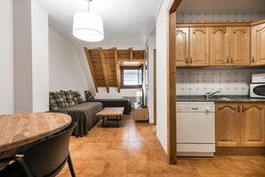 Interior - Serrano (Vielha e Mijaran)