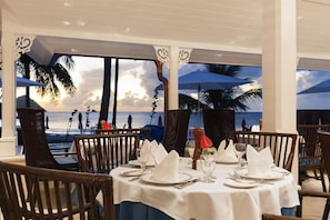 Outdoor dining - Bodyholiday Saint Lucia (Gros Islet)