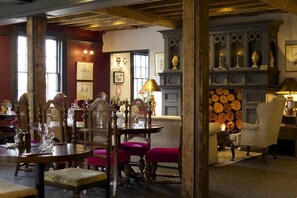 Dining - The Vicarage (Crewe)