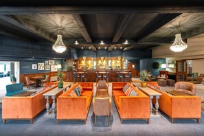 Bar (on property) - Thatchers, BW Signature Collection by Best Western (Leatherhead)