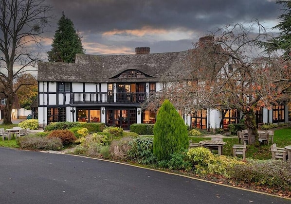 Exterior - Thatchers, BW Signature Collection by Best Western (Leatherhead)