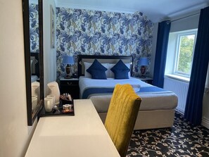 Room - Stone House (Stone)
