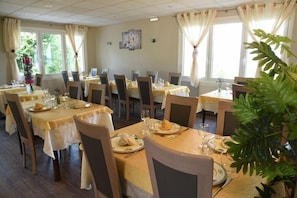 Dining - The Originals Boutique, Hotel Les Bergeronnettes, Champagneux (Champagneux)