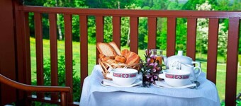 The Originals Boutique, Hotel Les Bergeronnettes, Champagneux