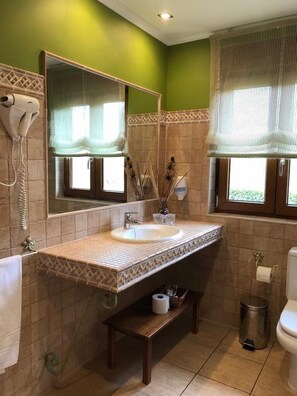 Bathroom - EL Corcal DE Liebana (Cillorigo de Liebana)