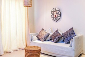 Interior - Tamala Beach Resort (Serrekunda)