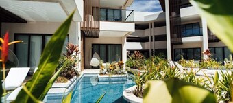 Azura Beach Resort - Adults Only