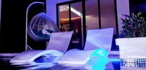 Outdoor pool - Azura Beach Resort - Adults Only (Sámara)