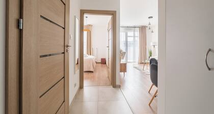 PoznaĆ Airport Modern Apartment