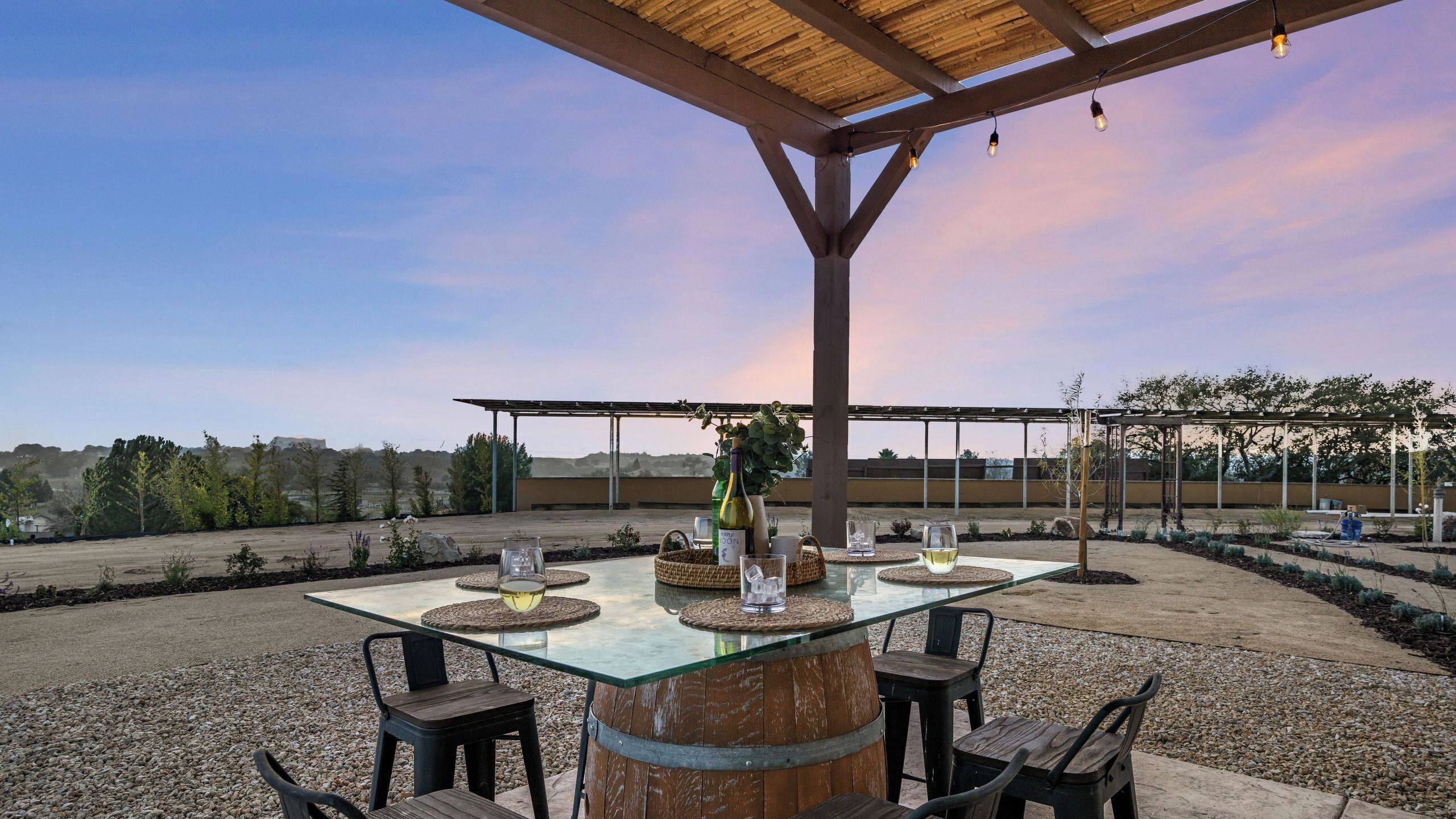 House (3 Bedrooms) | Front of property