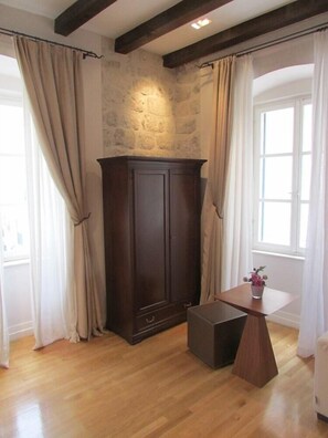 Interior - Olea (Dubrovnik)