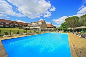 Pool - Brit Hotel Du Chateau Rocamadour (Rocamadour)