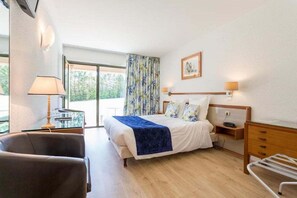 Room - Brit Hotel Du Chateau Rocamadour (Rocamadour)