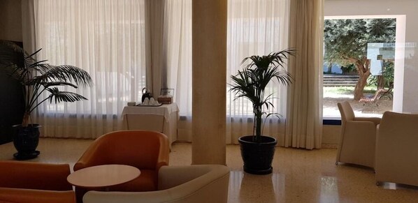 Interior - Hotel Octavia Cadaqués (Cadaqués)