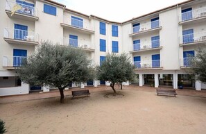 Exterior - Hotel Octavia Cadaqués (Cadaqués)