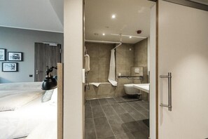 Bathroom - Harbr Hotel Konstanz (Konstanz)