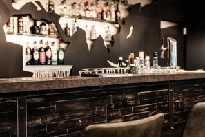 Bar (on property) - Harbr Hotel Konstanz (Konstanz)