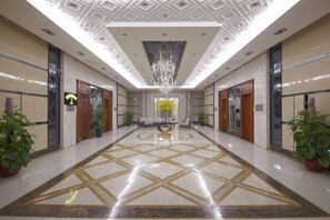 Lobby - Louidon Mega Apartment Hotel Of Kam Rueng Plaza - Sunshine Apartment (Guangzhou)