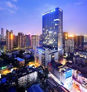 Aerial view - Louidon Mega Apartment Hotel Of Kam Rueng Plaza - Sunshine Apartment (Guangzhou)