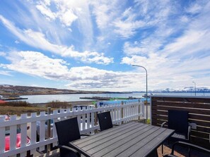 Outdoor dining - Húsavík Cape Hotel (Husavik)
