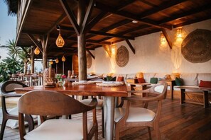Outdoor dining - Hurricane Jeri (Jijoca de Jericoacoara)