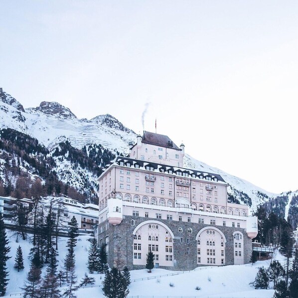 Exterior - Hotel Schloss Pontresina Family & Spa (Pontresina)