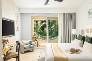 1 bedroom, iron/ironing board, WiFi, bed sheets - Relax in Style at Luxury Beachfront Escape at Villa Del Palmer
5-Star Oceanfront (Cancún)