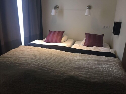 North West Hotel & Restaurant