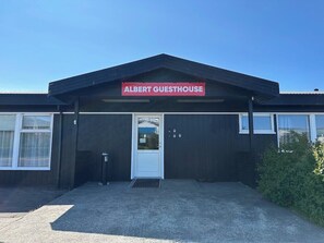 Exterior - Hotel Hvammstangi (Hvammstangi)