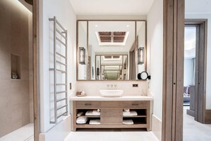 Bathroom - Coquillade Village (Gargas)