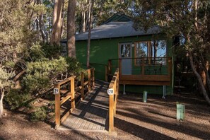 Exterior - Lake St Clair Lodge (Lake St. Clair)