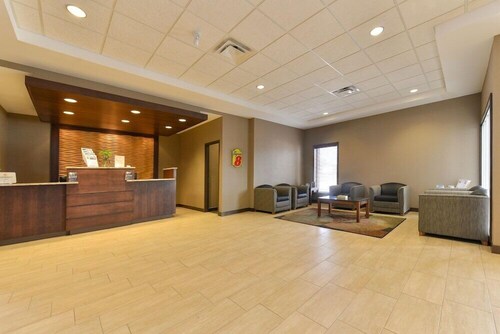 Super 8 by Wyndham Wetaskiwin