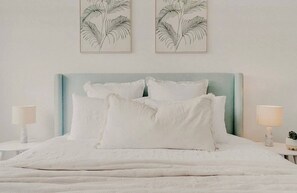 4 chambres, fer et planche à repasser, Wi-Fi, draps fournis