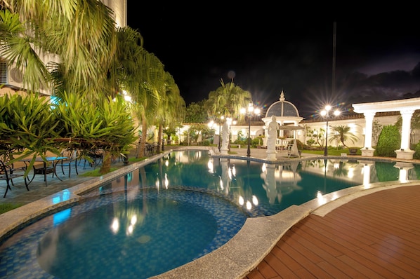 Piscine extérieure