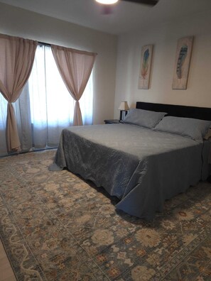 2 bedrooms, iron/ironing board, WiFi, bed sheets