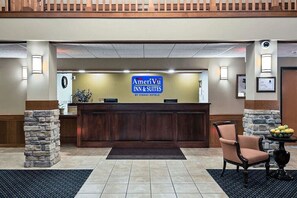 Lobby - Americinn by Wyndham Waconia (Waconia)
