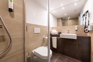 Bathroom - Harbr. Hotel Heilbronn (Heilbronn)
