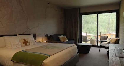 Mckinley Chalet Resort