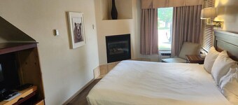 Waterton Lakes Resort