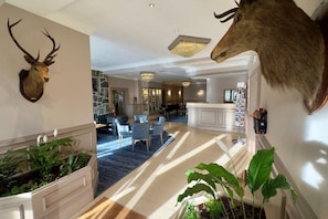 Lobby - Cabarfeidh Hotel (Stornoway)