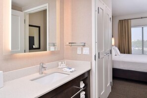 Bathroom - Residence Inn by Marriott Des Moines Ankeny (Des Moines)