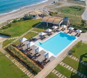 Pool - Kyma Suites (Corfu)