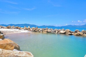 Beach - Alibu Resort (Nha Trang)