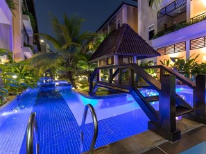 Pool - Bali Hotel (Phnom Penh)